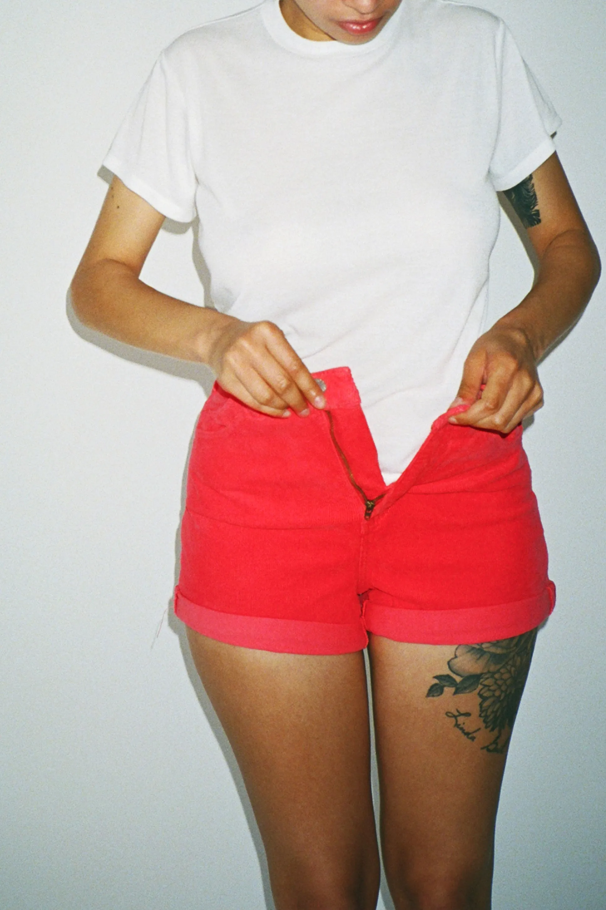 Poppy Duster Cord Short