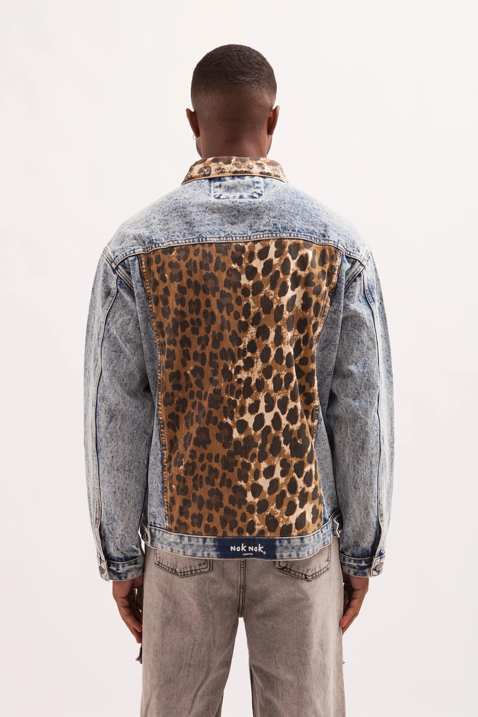 PSYCHO LOVER- VINTAGE WASH OVERSIZED DENIM TRUCKER JACKET WITH LEOPARD PRINTED PANNELS
