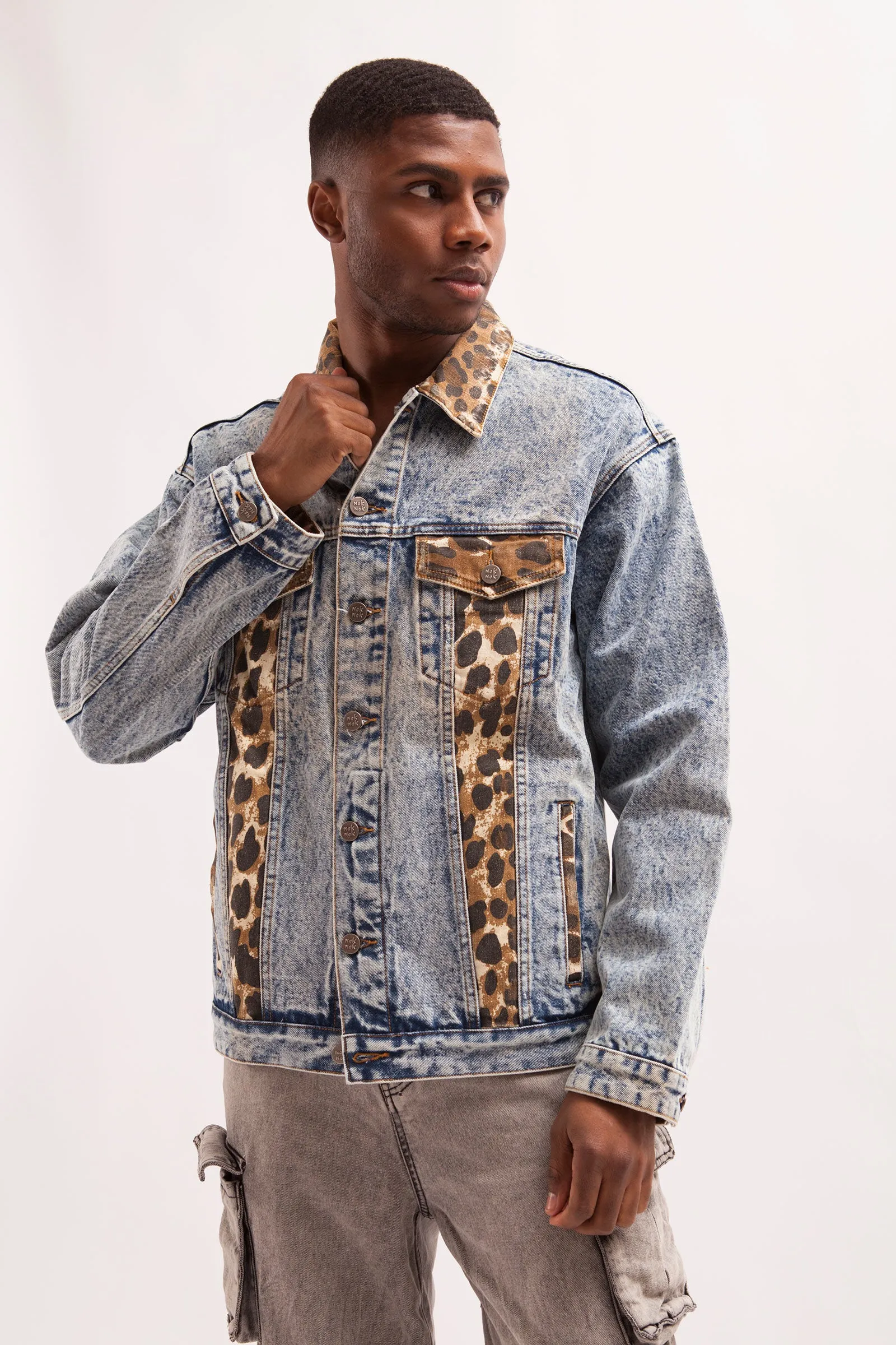 PSYCHO LOVER- VINTAGE WASH OVERSIZED DENIM TRUCKER JACKET WITH LEOPARD PRINTED PANNELS