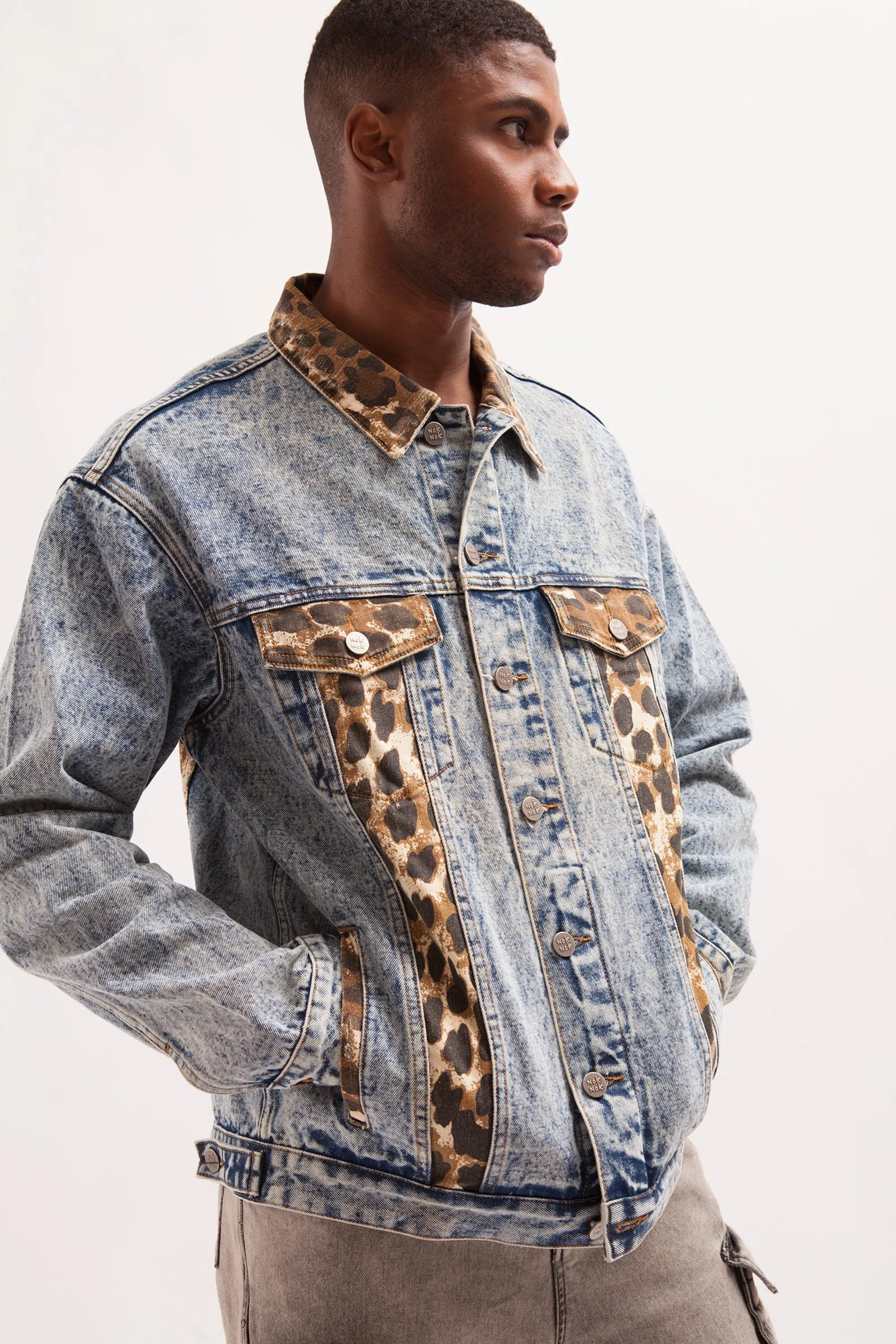 PSYCHO LOVER- VINTAGE WASH OVERSIZED DENIM TRUCKER JACKET WITH LEOPARD PRINTED PANNELS