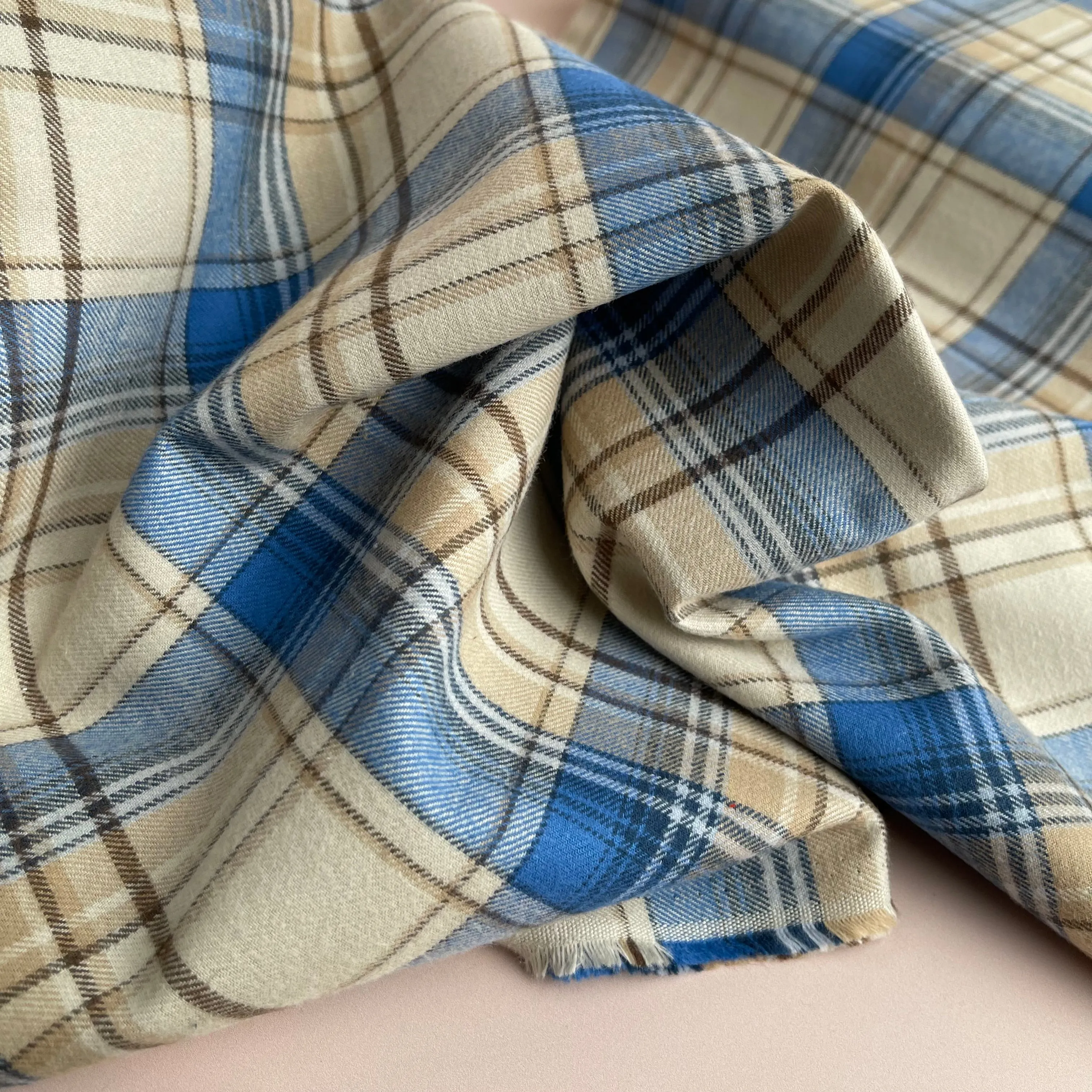 REMNANT 1 Metre - Highland Cream & Blue Yarn Dyed Cotton Flannel