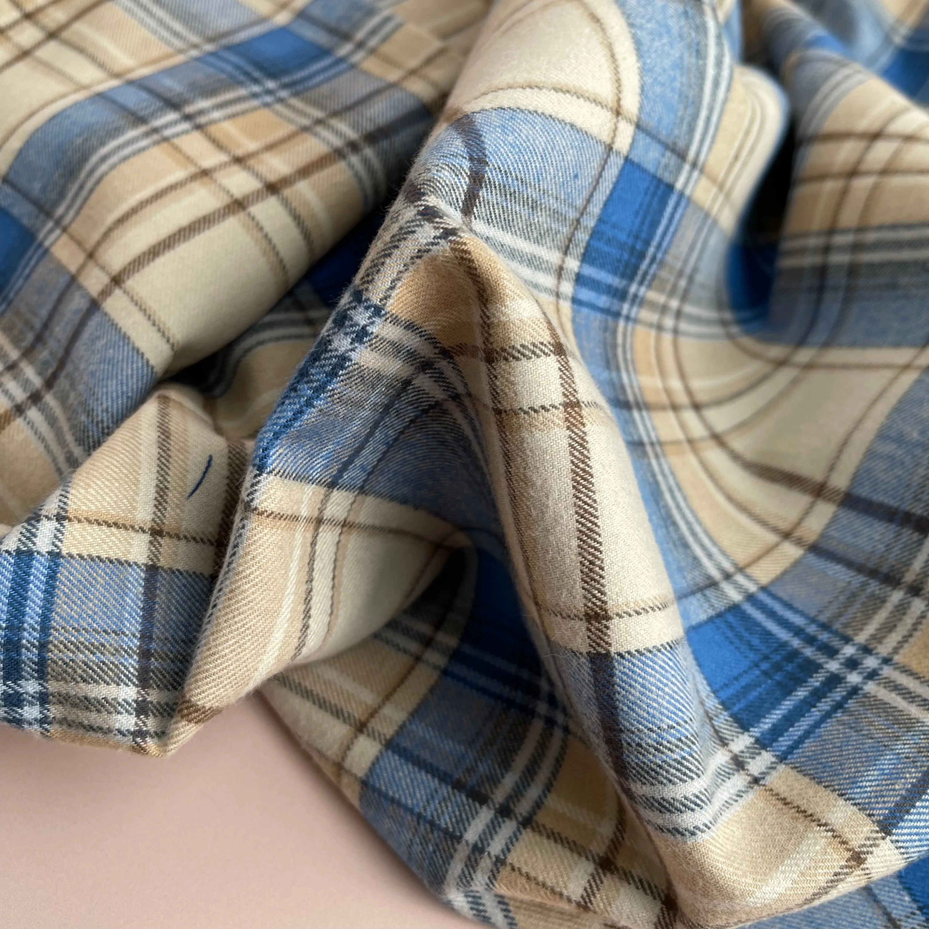 REMNANT 1 Metre - Highland Cream & Blue Yarn Dyed Cotton Flannel