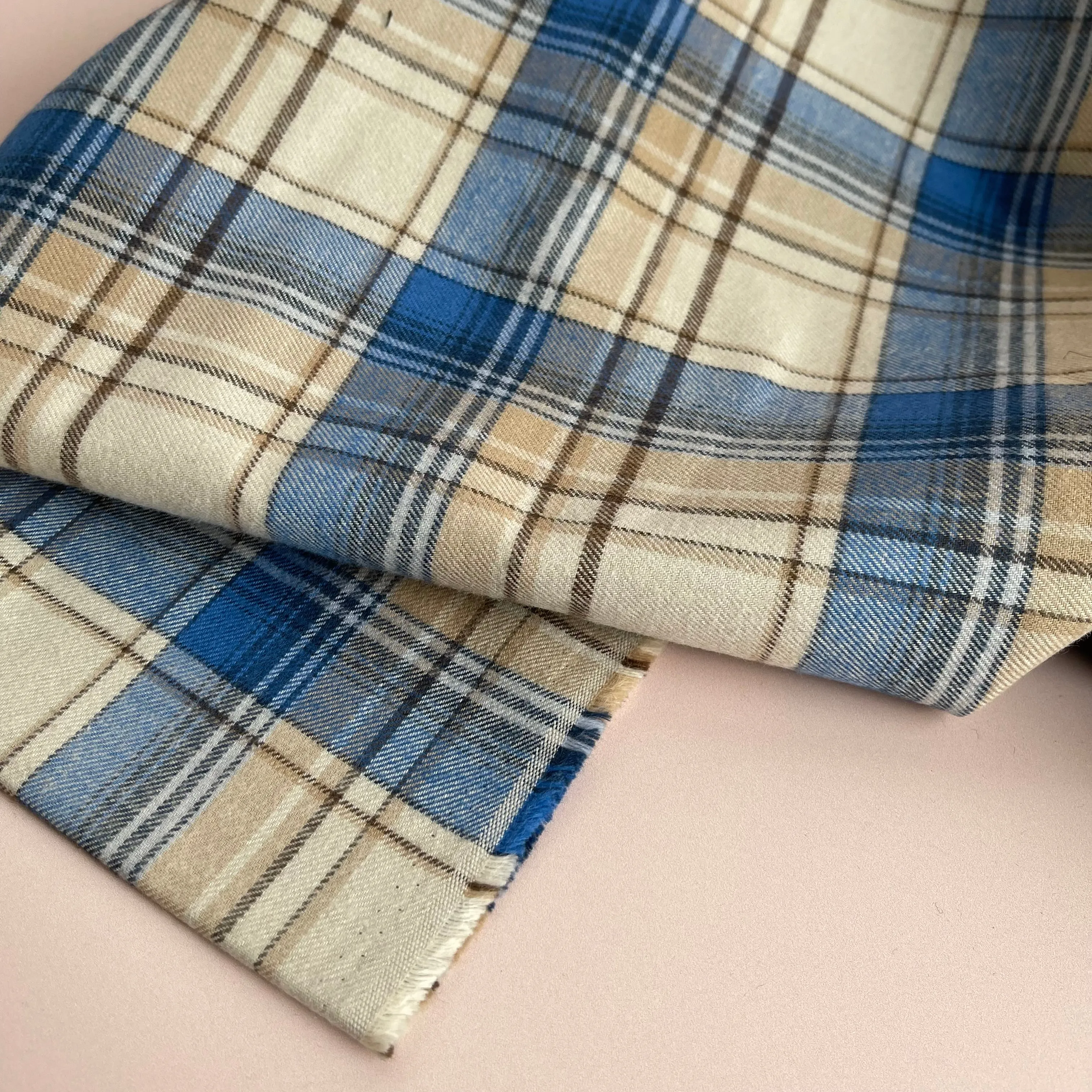REMNANT 1 Metre - Highland Cream & Blue Yarn Dyed Cotton Flannel