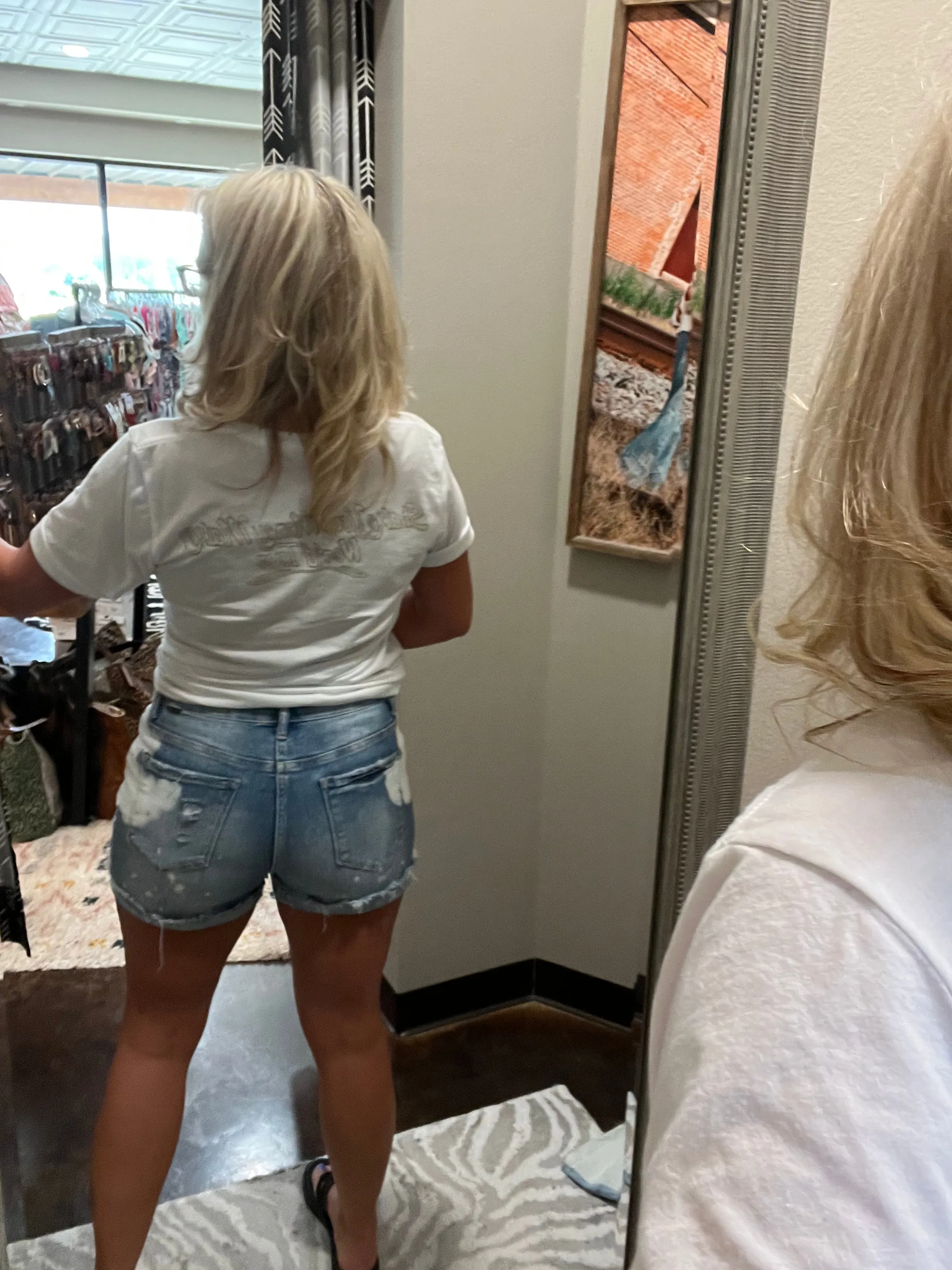 RISEN Mid Rise Bleached Short