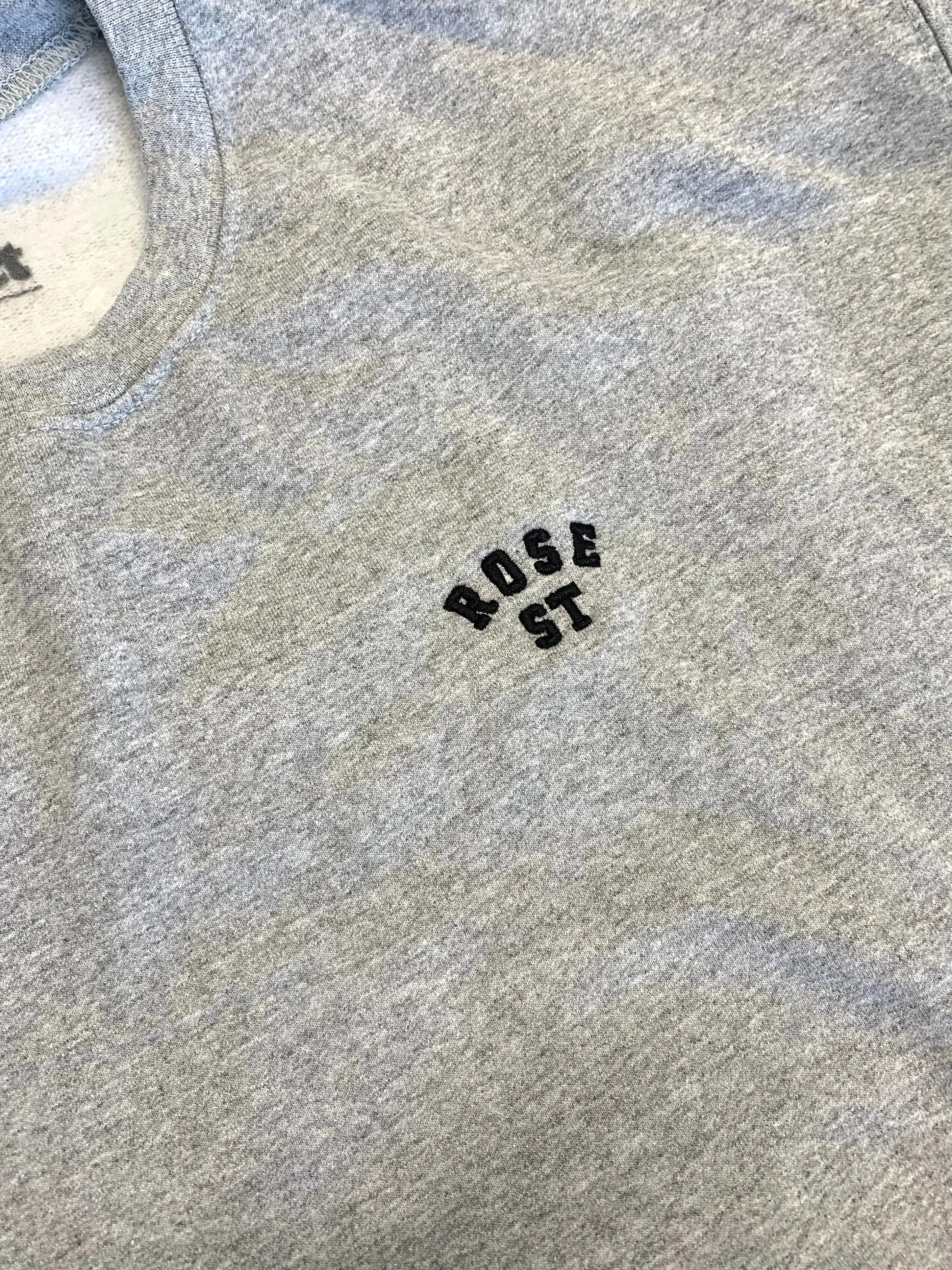 Rose Street Emb Arc Logo Crew Sports Grey