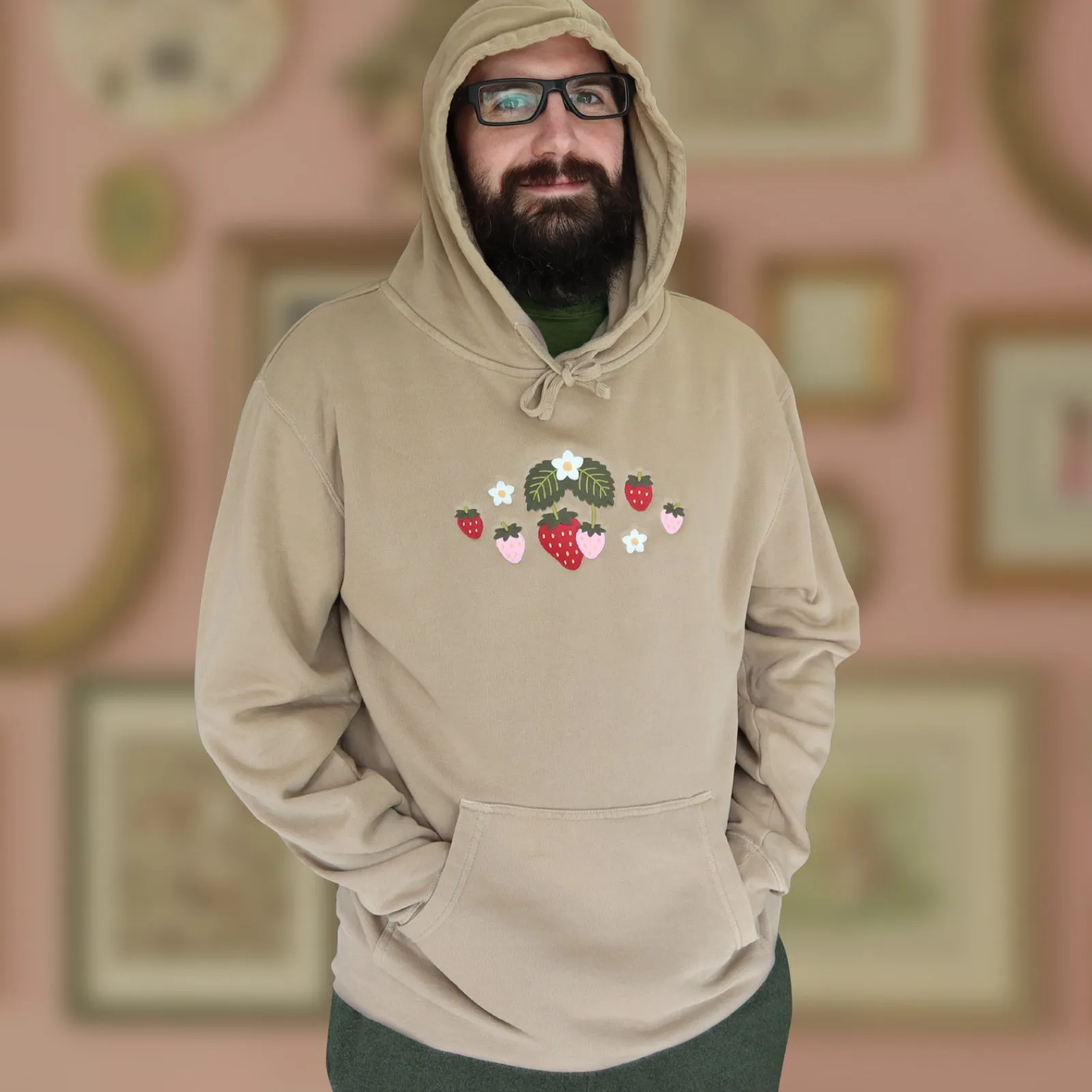 Sandstone "Strawberry" Embroidered Sweatshirt