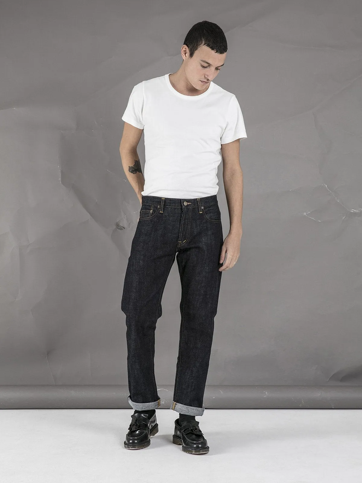 Selvedge Straight Leg Jeans - Indigo
