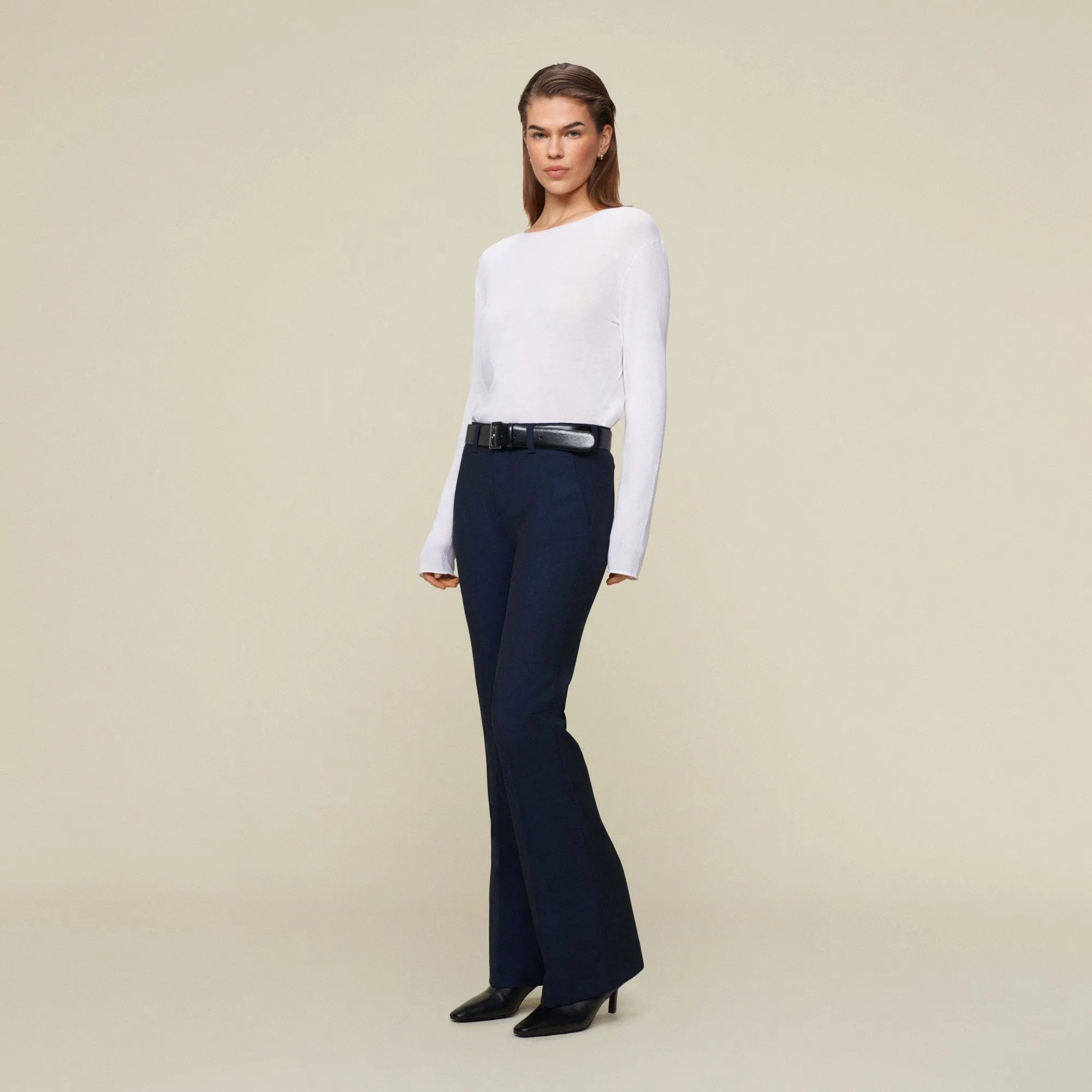 Silvia Suple Roble Wool - High Rise Flare