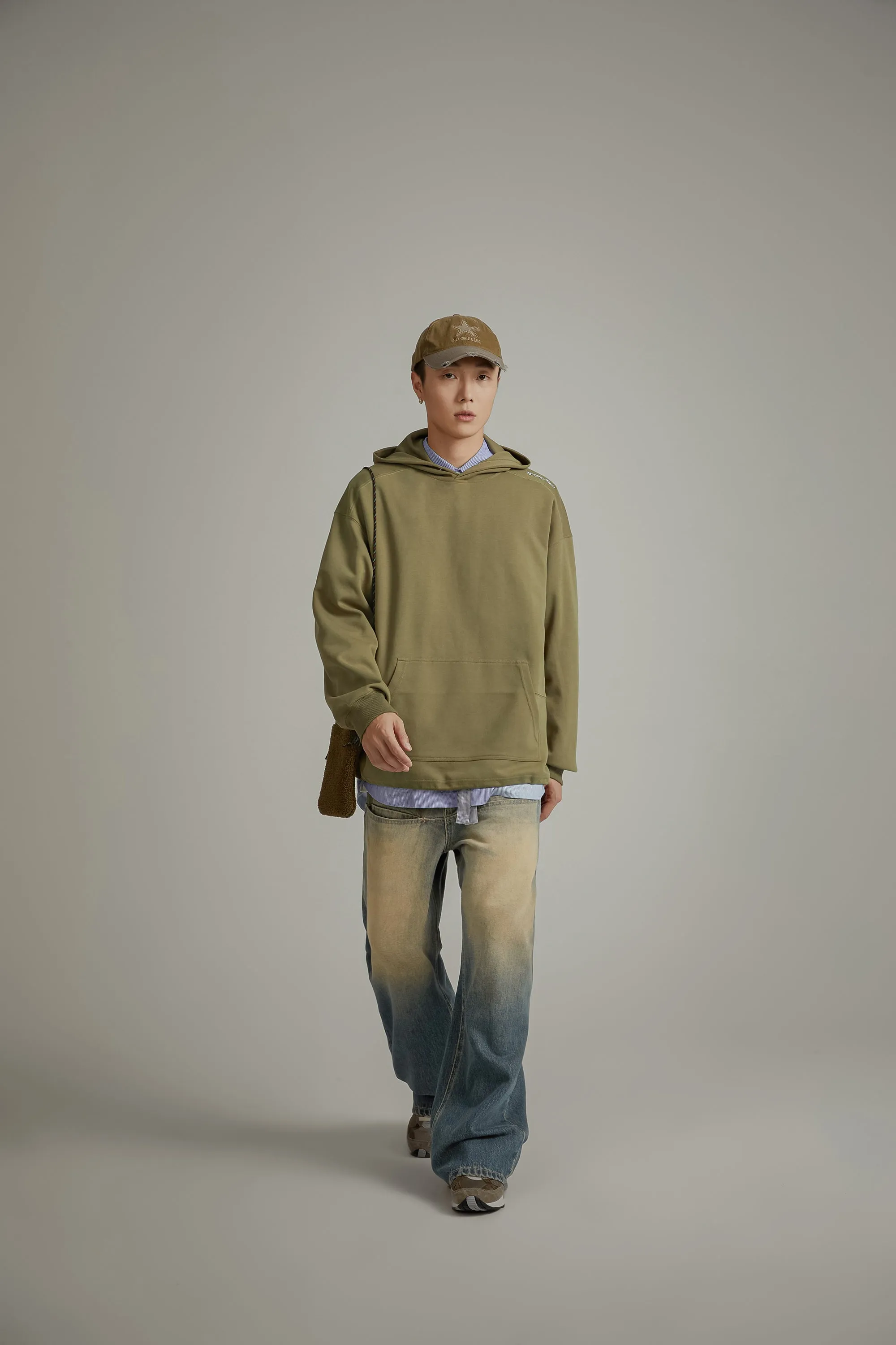 Simple Embroidered Overfit Hoodie
