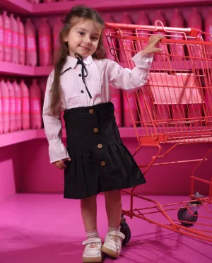 THE FASHIONISTA
