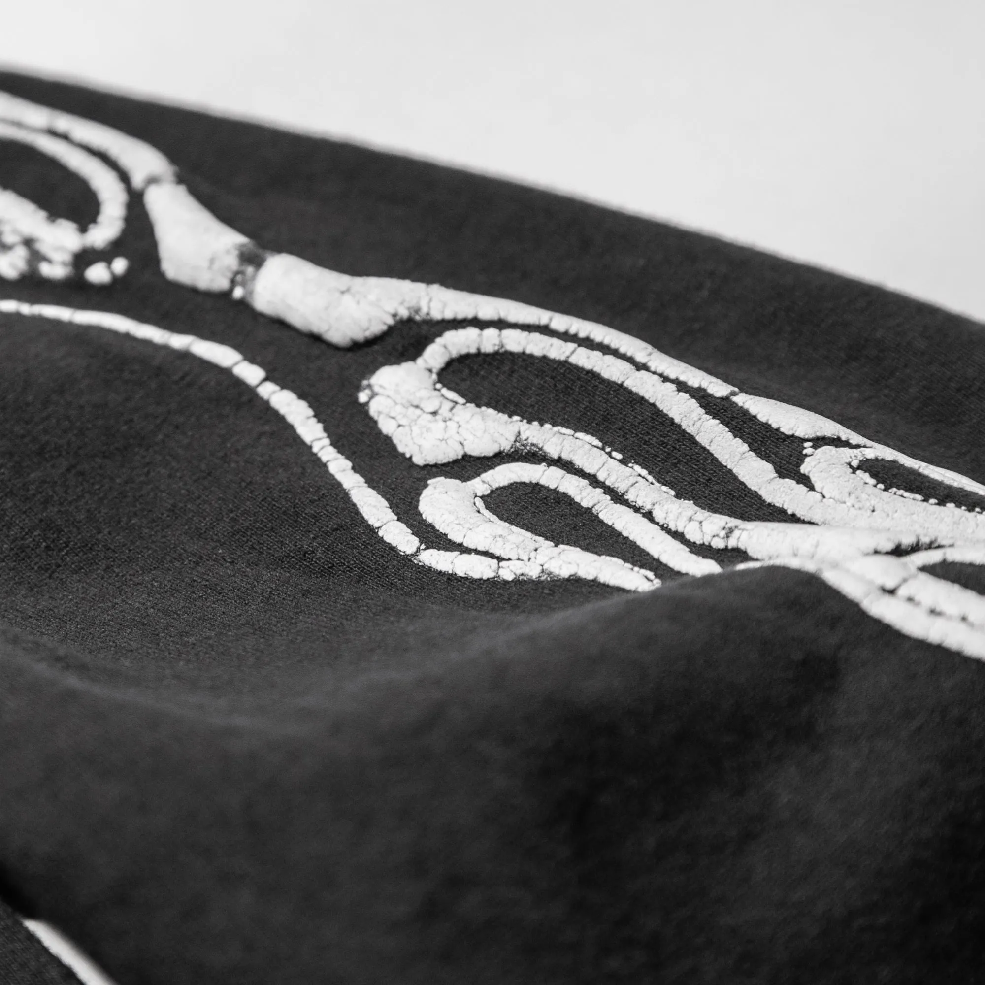 TRIBAL L/S - FADED BLACK