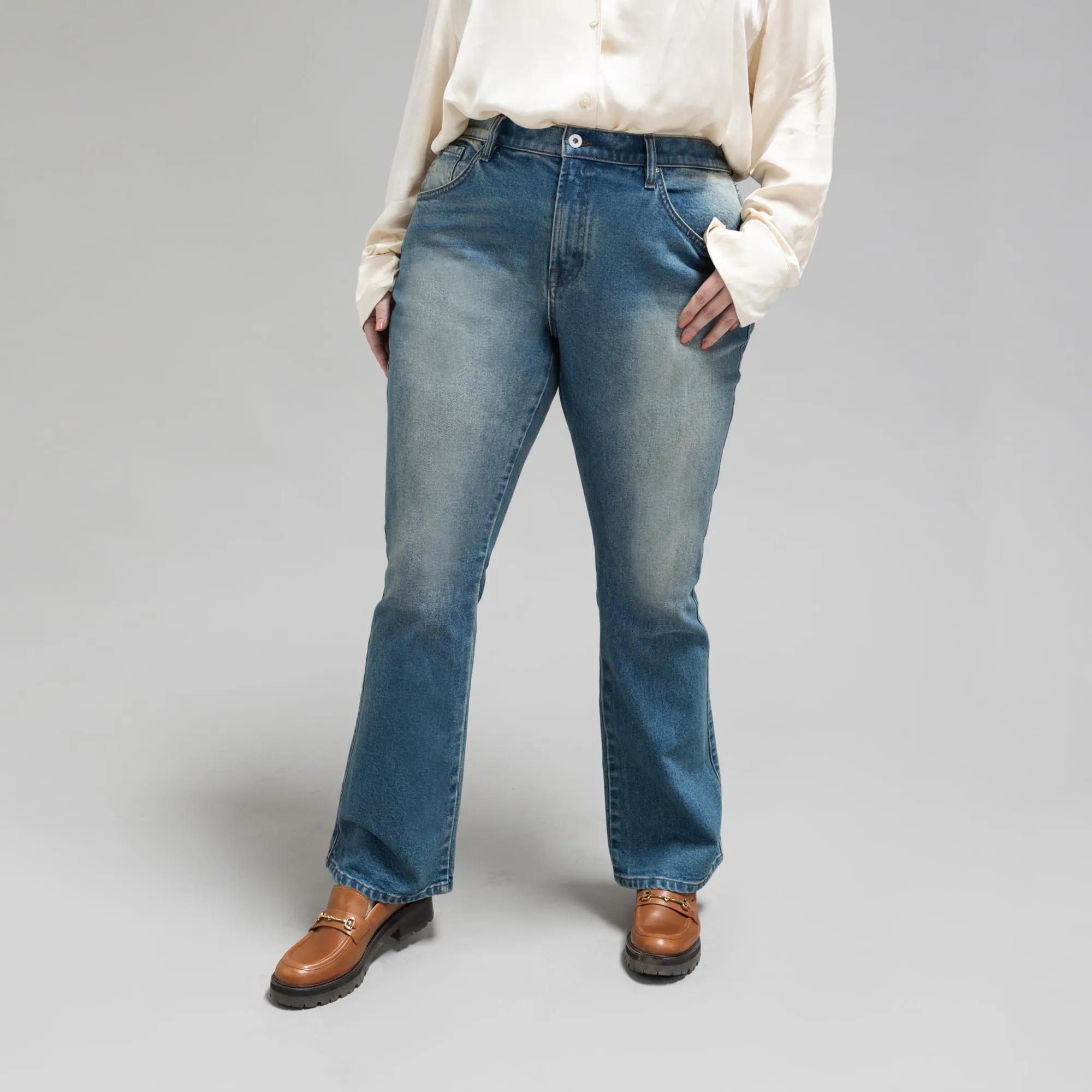 True Bootcut Jeans