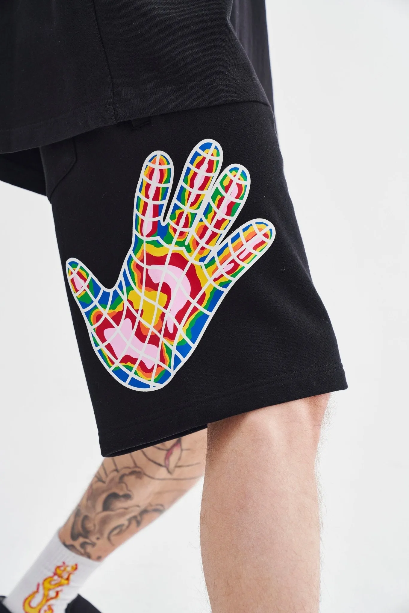 TRUST THE PROCESS SHORTS BLACK