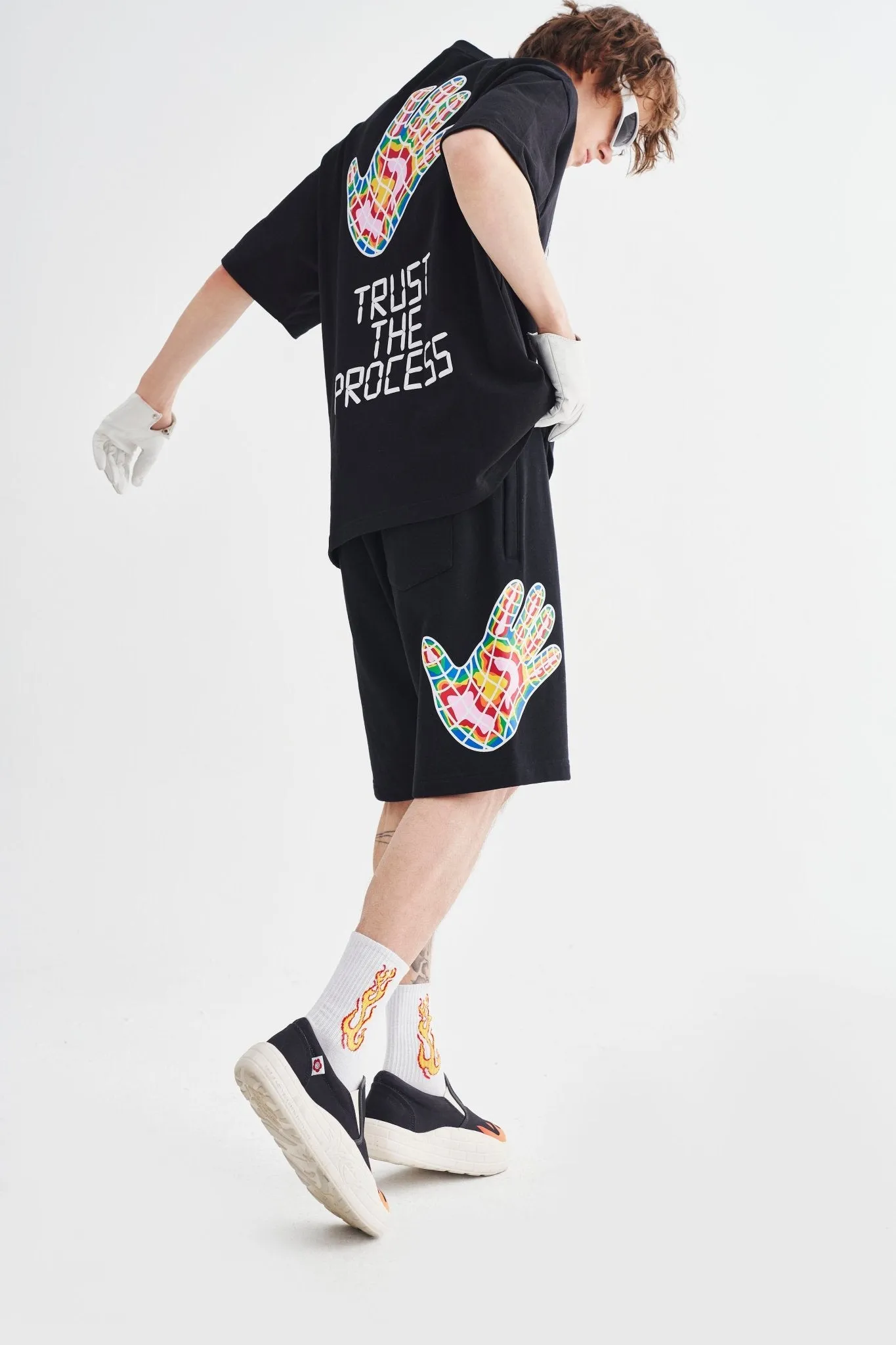 TRUST THE PROCESS SHORTS BLACK
