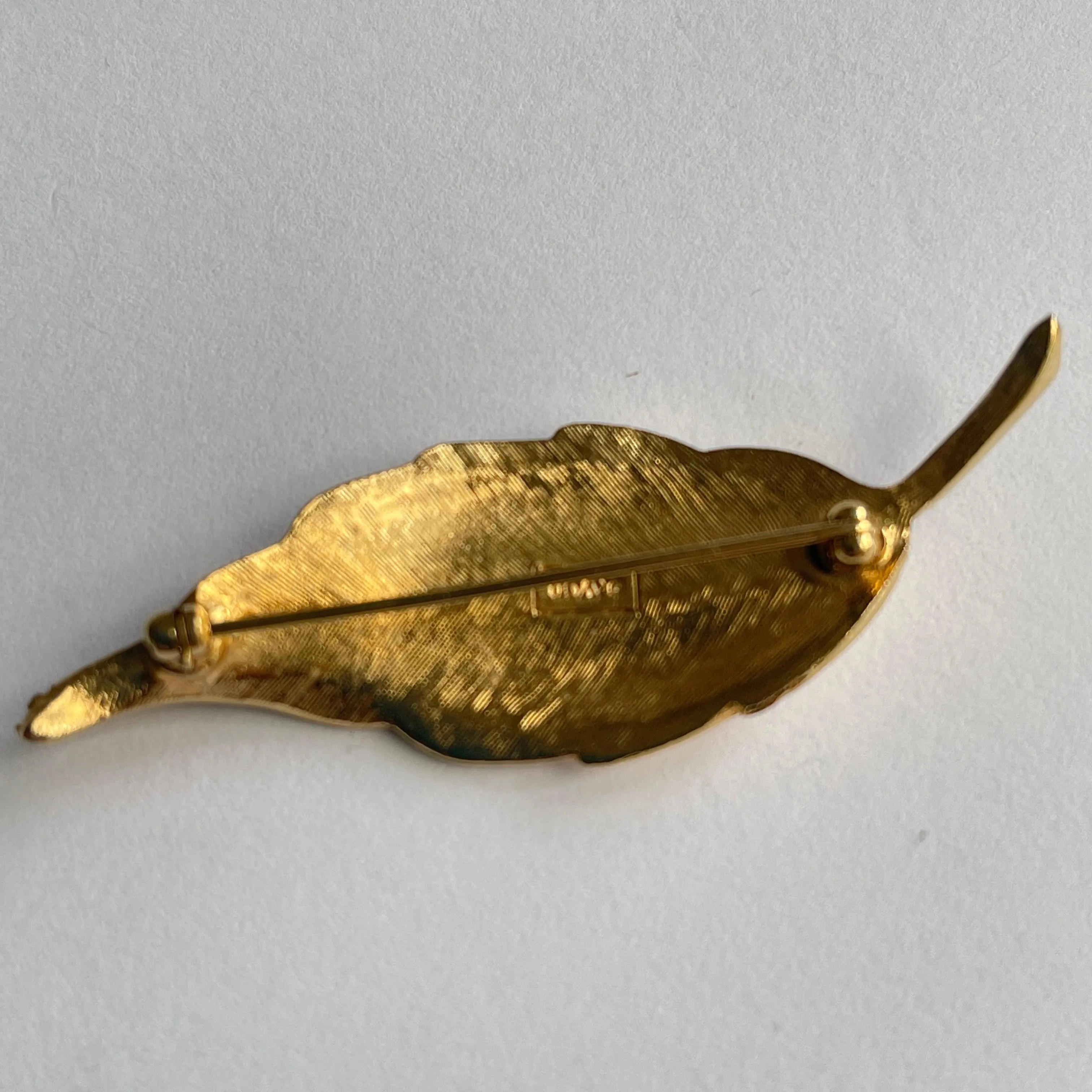 Vintage Avon Leaf Brooch