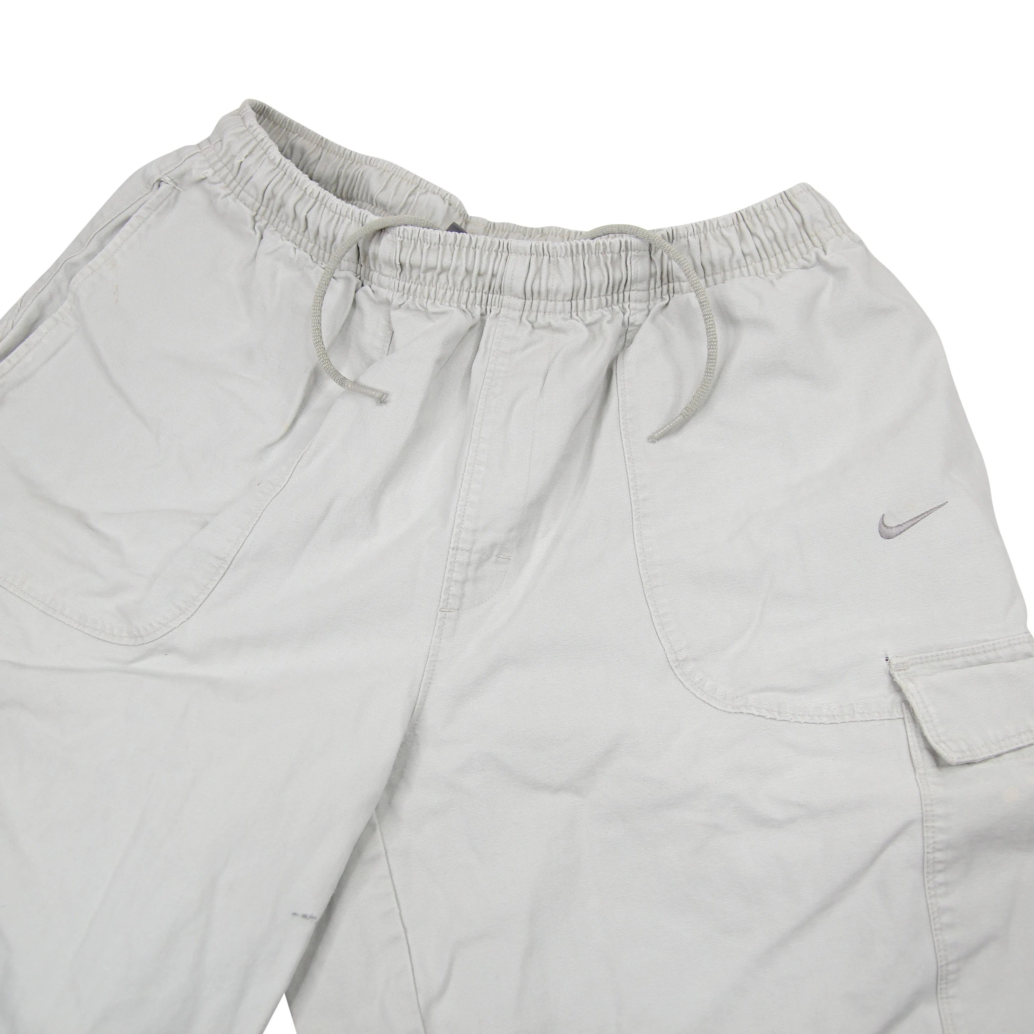 Vintage Nike Small Swoosh Cargo Shorts - L