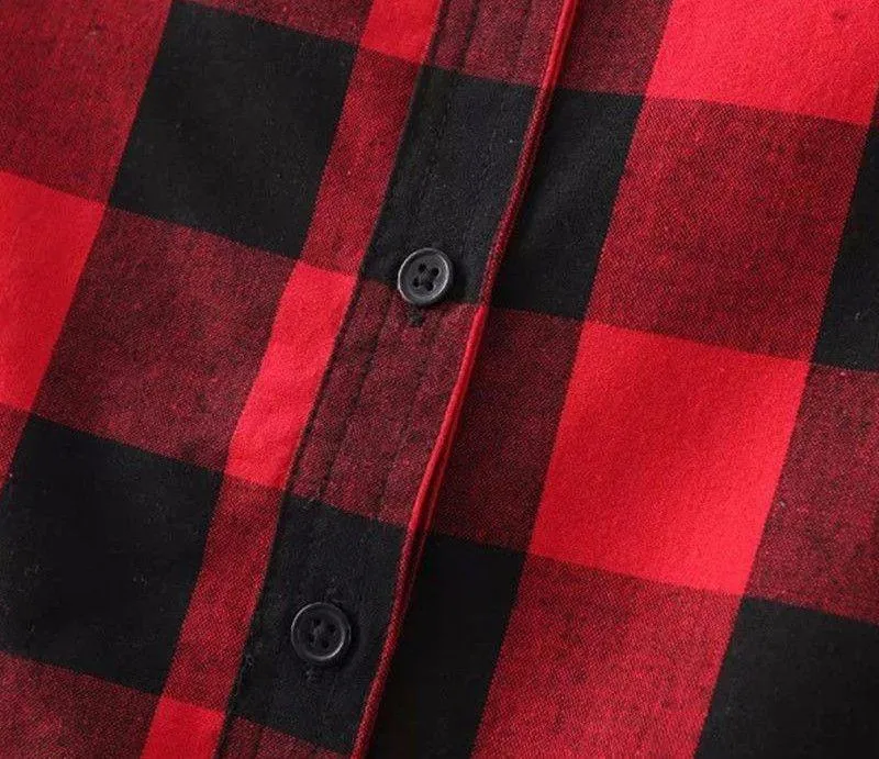 Vintage Overszied Red Black Plaid Flannel Tee Shirt Button Up