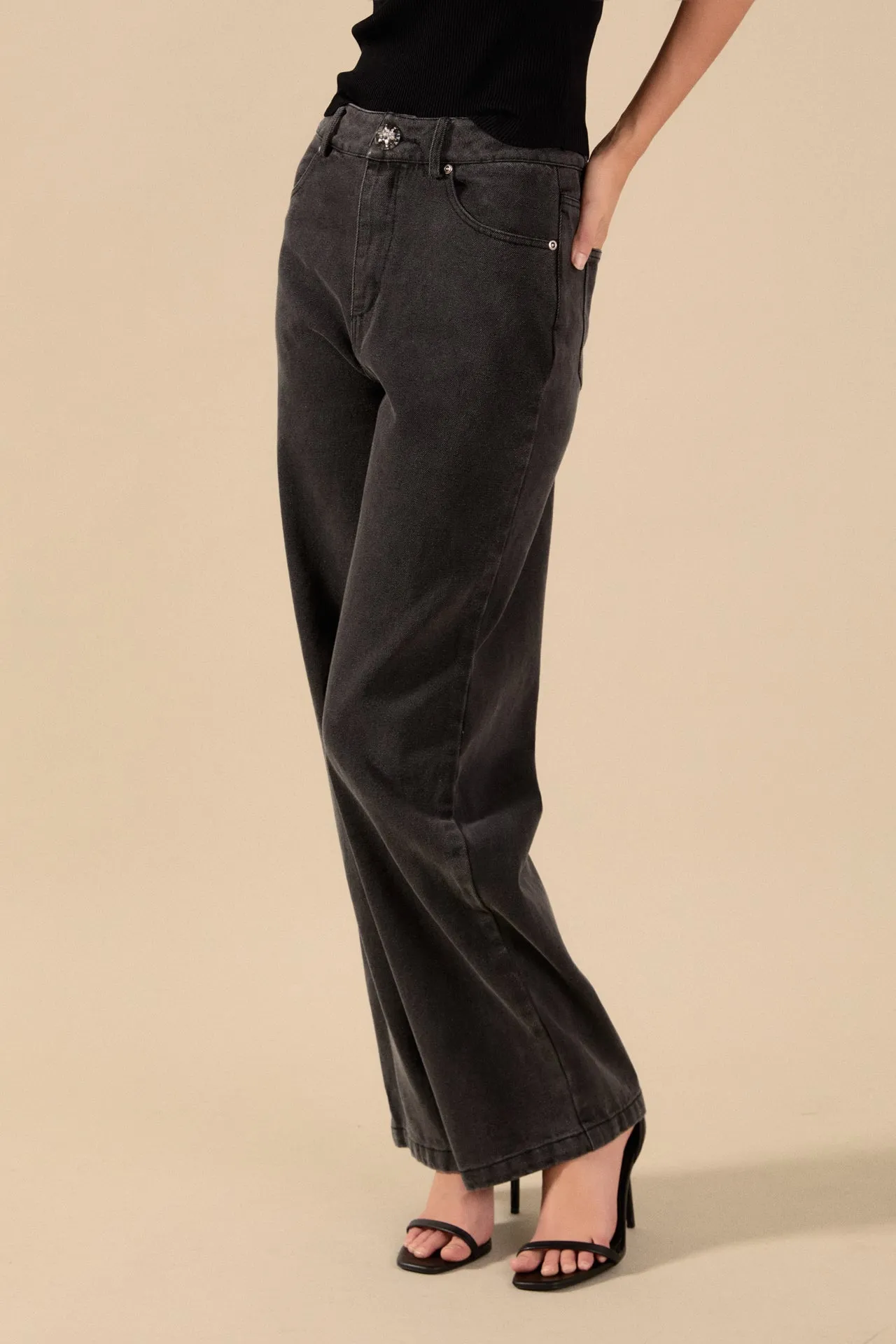 Wide Leg High Waisted Jeans