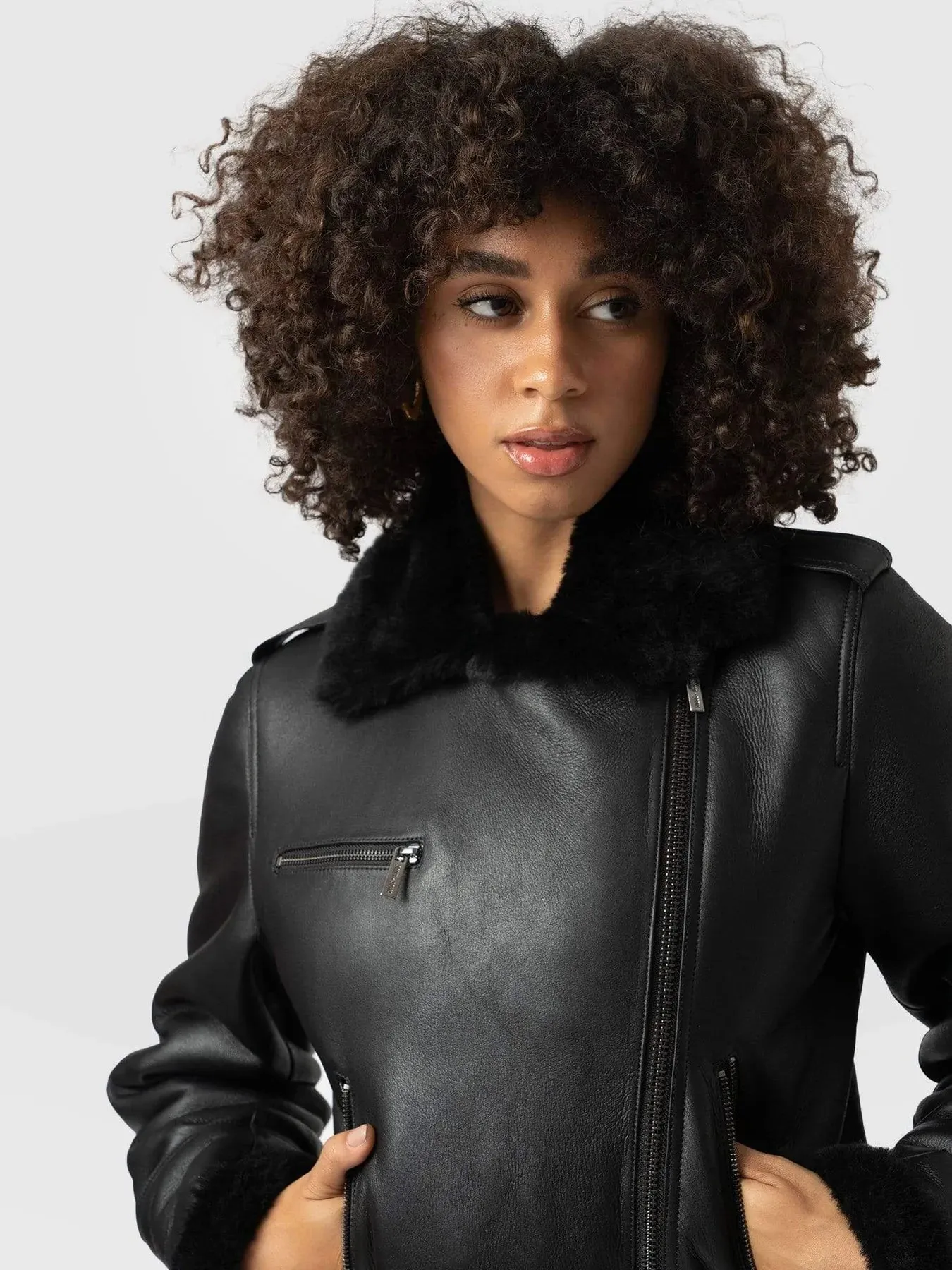 WOMEN FAUX SHEARLING JACKET - BLACK BY THE JACKET SELLER