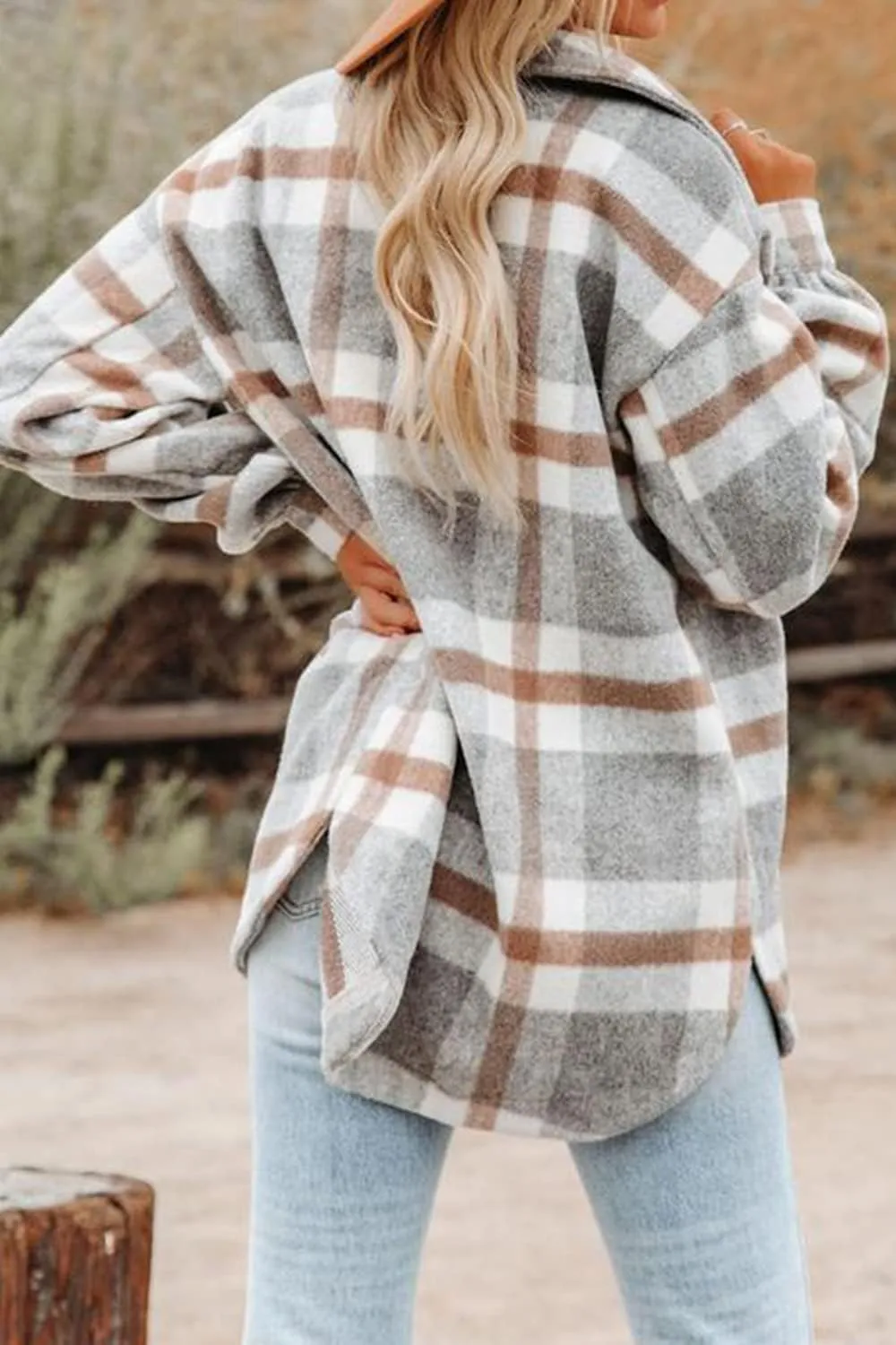 Women's Flannel Plaid Long Sleeve Button Down with pockets
