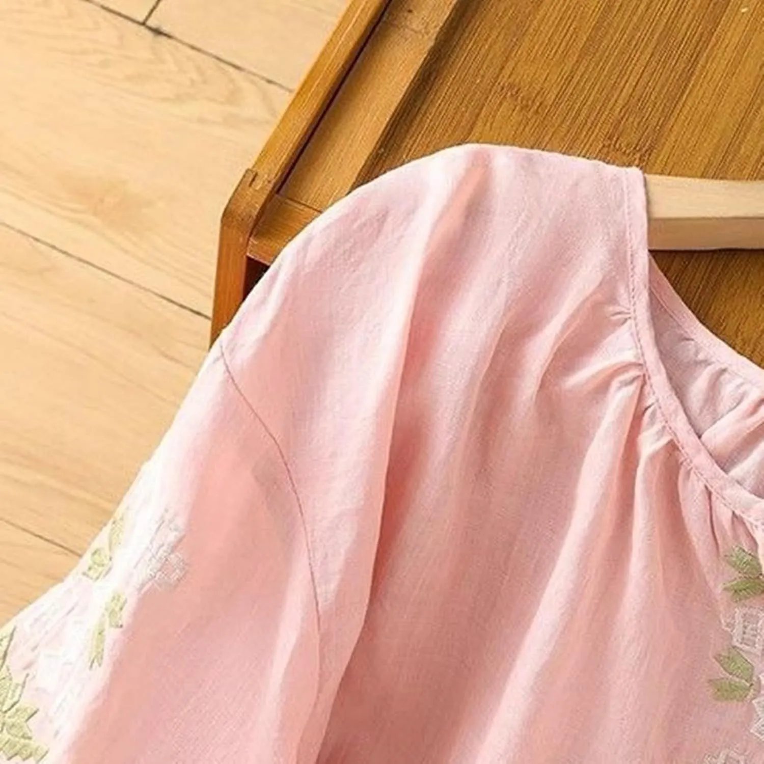 Women's Short Sleeve Cotton Linen Shirts Casual Crew Neck Henley T Shirts Boho Loose Summer Tops