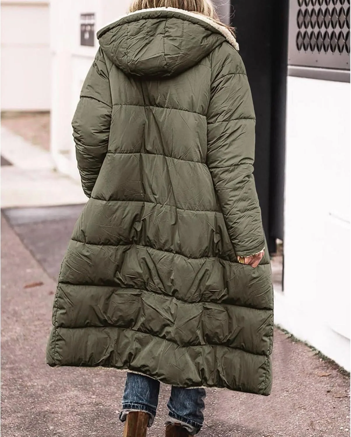 Womens Winter Oversized Padded Long Coats Reversible Sherpa Fleece Lined Hooded Puffer Jackets Outerwear with Pockets