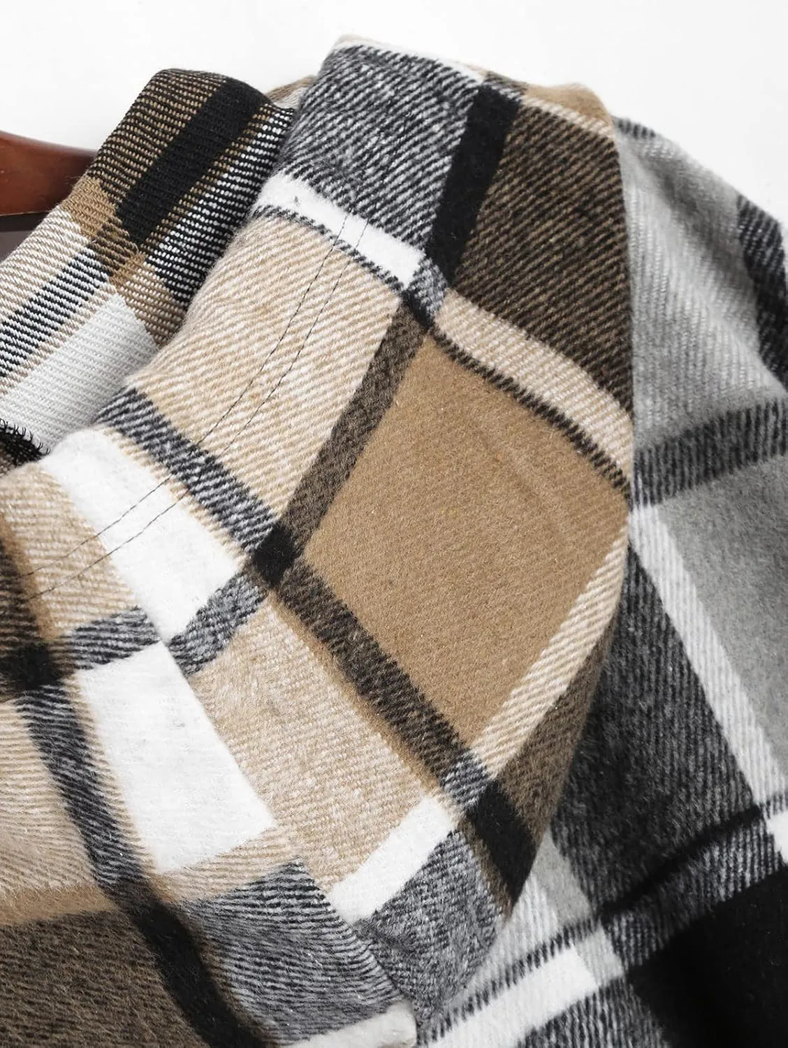 ZAFUL Women's Zip Up Hoodie Plaid Flannel Flap Pocket Casual Cropped Hooded Jacket Tops