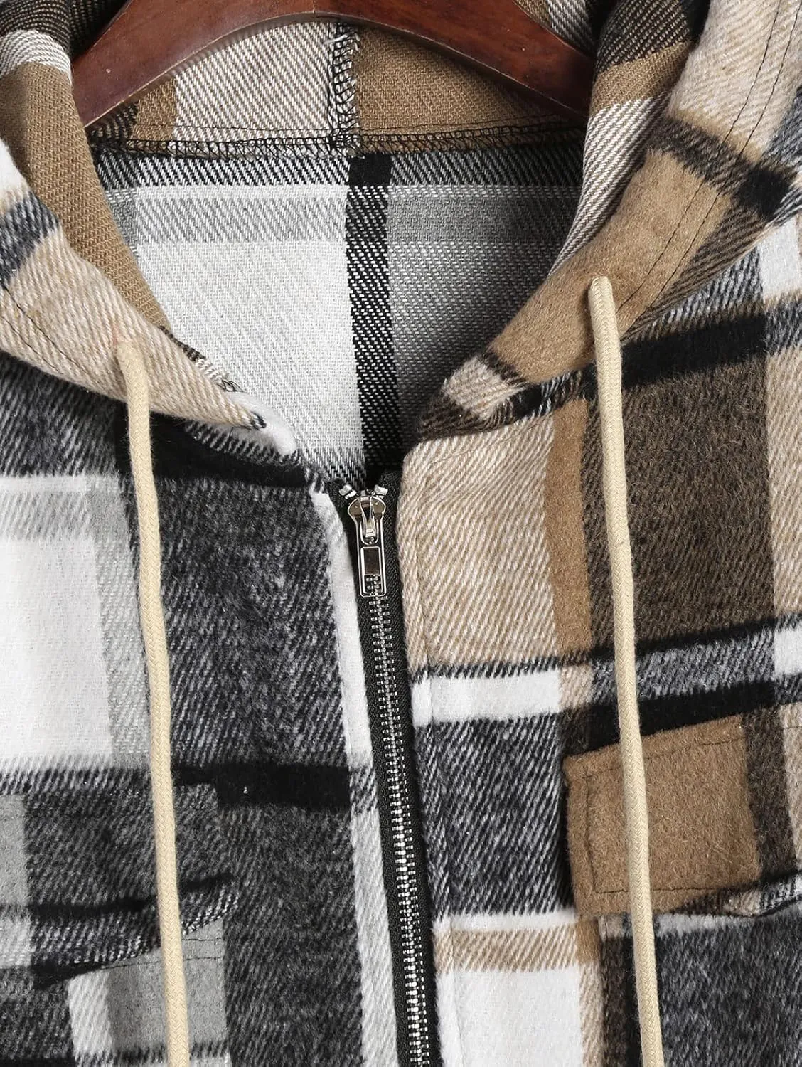 ZAFUL Women's Zip Up Hoodie Plaid Flannel Flap Pocket Casual Cropped Hooded Jacket Tops