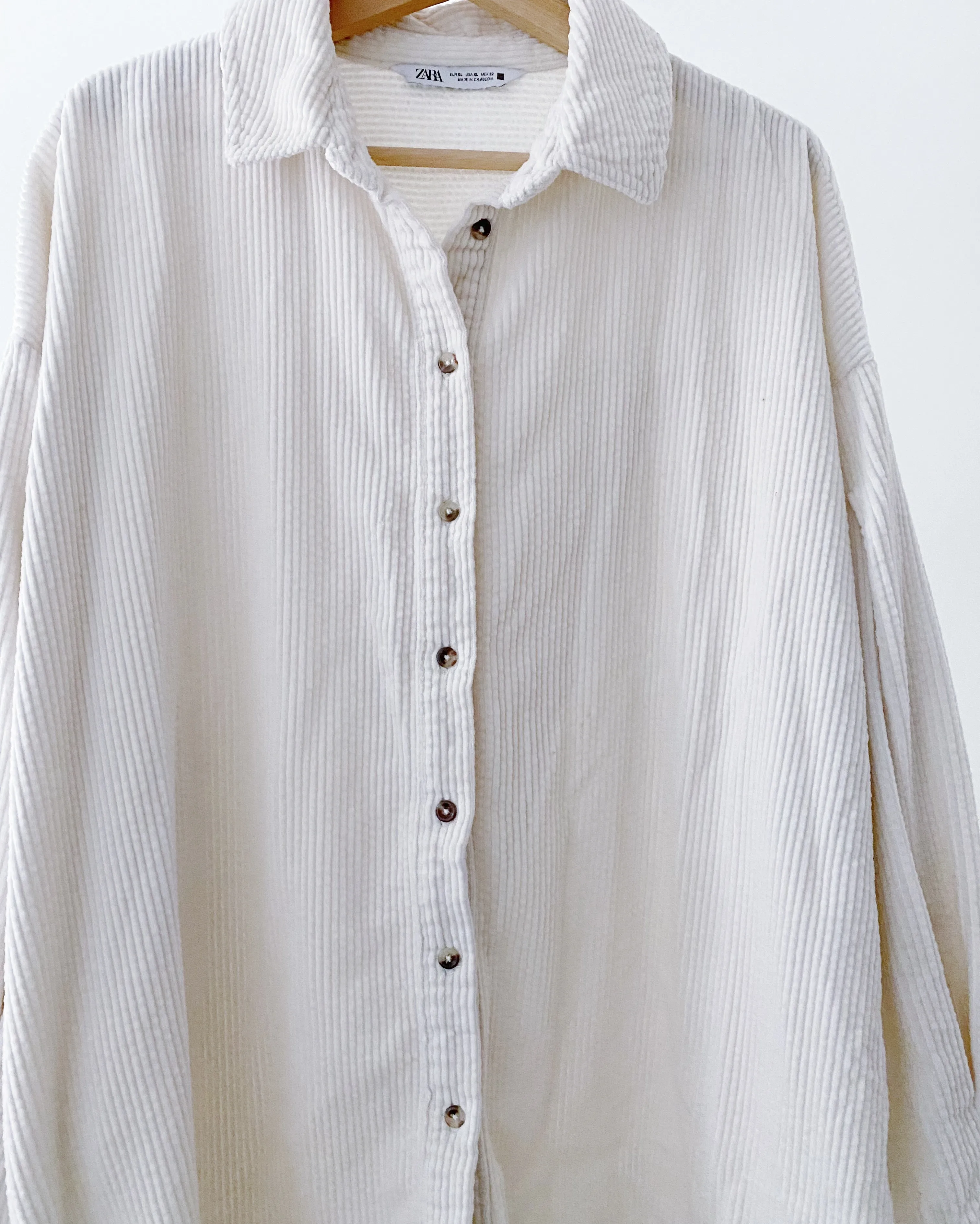 Zara Cream Corduroy Button Up (XL)